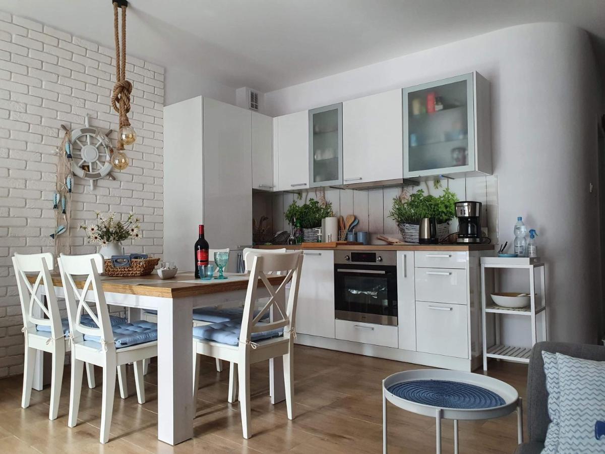 Apartament Bursztyn Поберово Экстерьер фото